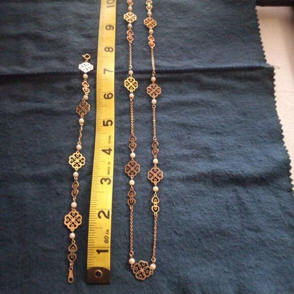 Avon Vintage Necklace and Bracelet Cottagecore Grandmacore - Picture 5 of 7